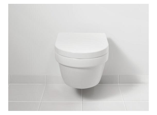 Vegghengt toalett V&B Architectura 37x53cm M/toalettsete DirectFlush C+